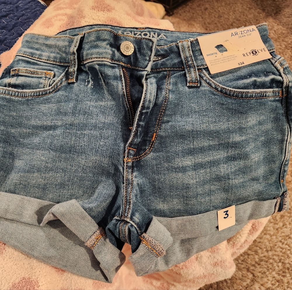 Arizona midrise shorts